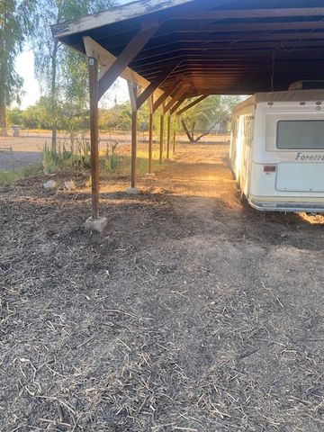 2048 E Hackamore Drive, Mohave Valley, AZ 86440