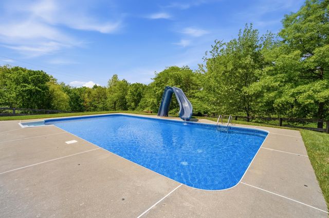 1517 Crosswinds Drive, Independence, KY 41051