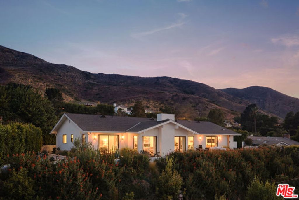 20374 Seaboard Road, Malibu, CA 90265