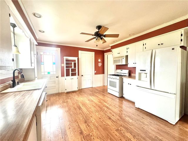 3282 Hann Hill Rd, Hermitage, PA 16148