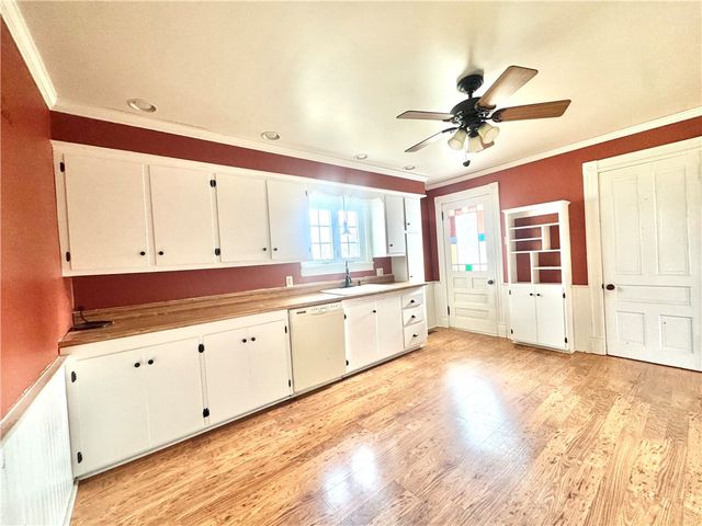 3282 Hann Hill Rd, Hermitage, PA 16148