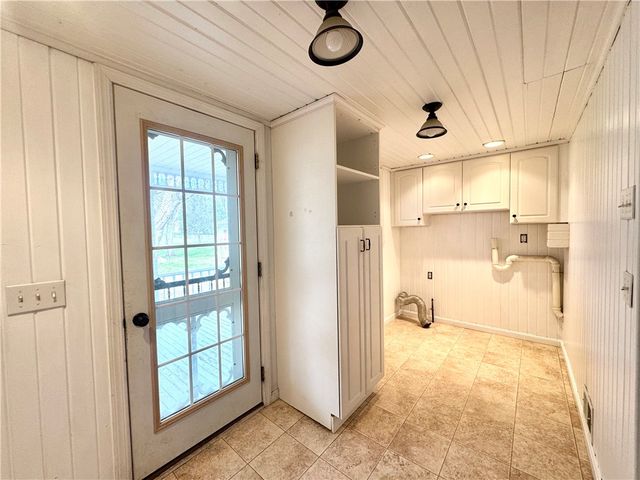 3282 Hann Hill Rd, Hermitage, PA 16148