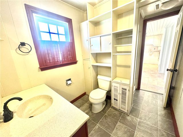 3282 Hann Hill Rd, Hermitage, PA 16148