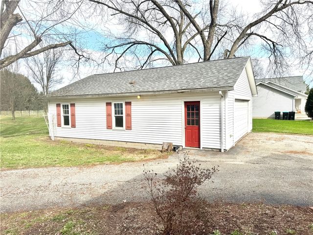 3282 Hann Hill Rd, Hermitage, PA 16148