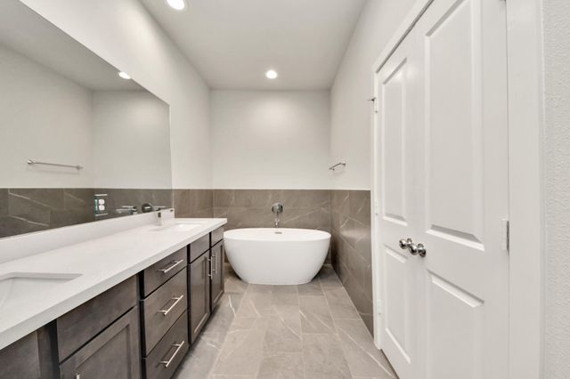 2319 Silva Park Lane, Houston, TX 77091