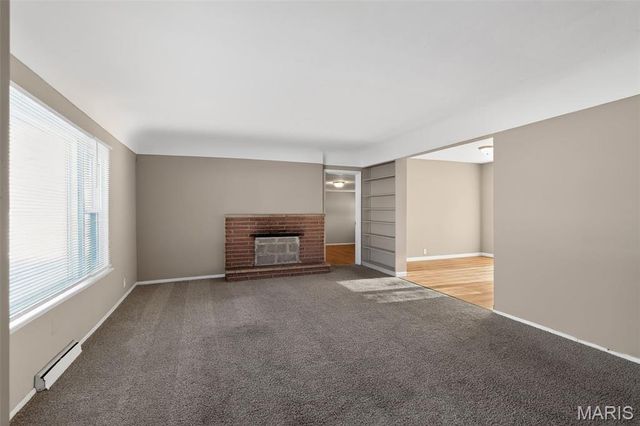 14 Kenwood Drive, Hazelwood, MO 63042