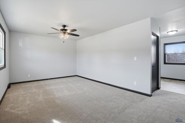 2315 SHERIDAN LAKE RD, Rapid City, SD 57703