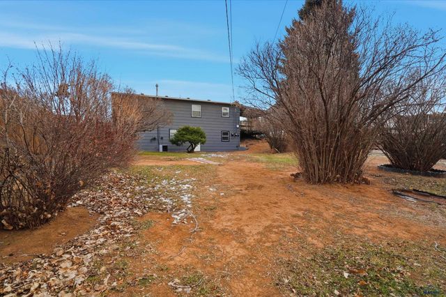 2315 SHERIDAN LAKE RD, Rapid City, SD 57703