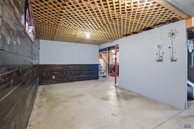 2315 SHERIDAN LAKE RD, Rapid City, SD 57703