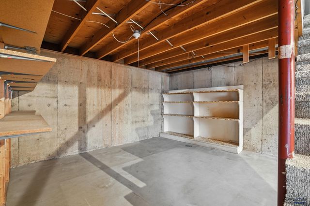 2315 SHERIDAN LAKE RD, Rapid City, SD 57703