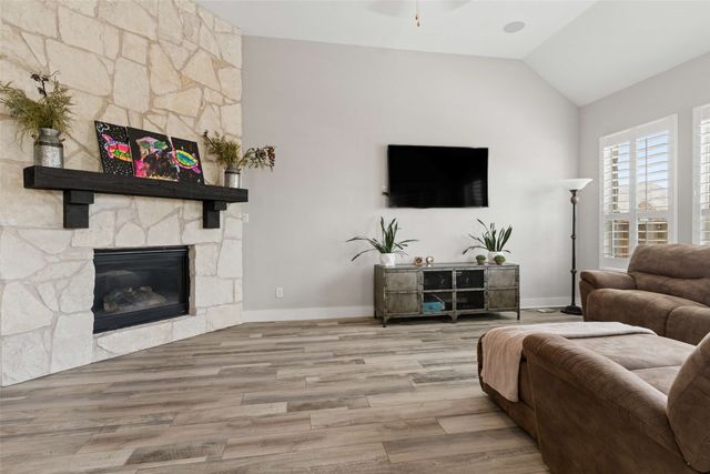 2604 Walnut Creek Lane, The Colony, TX 75056