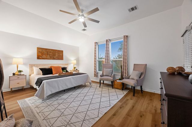 545 Manchester LN, Austin, TX 78737