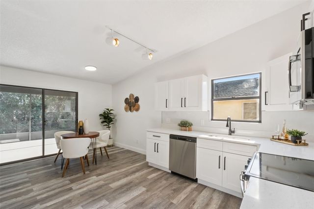 861 SHENANDOAH AVENUE, Deltona, FL 32725