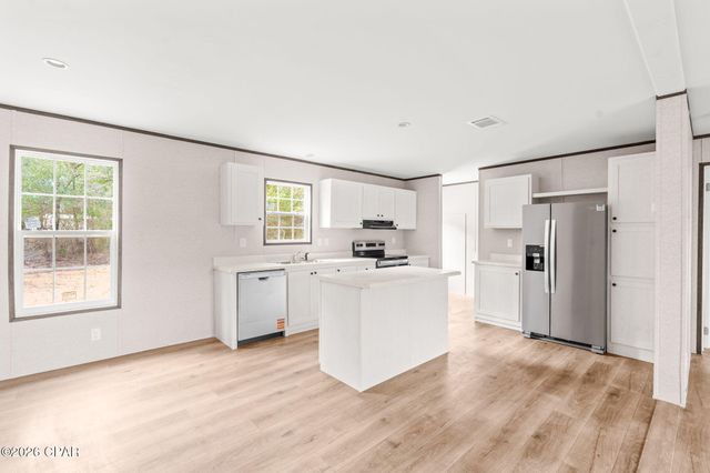 4322 Moss Hill Road, Chipley, FL 32428