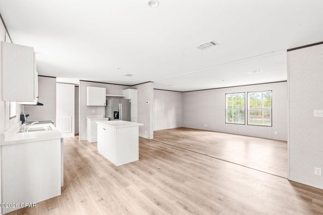 4322 Moss Hill Road, Chipley, FL 32428