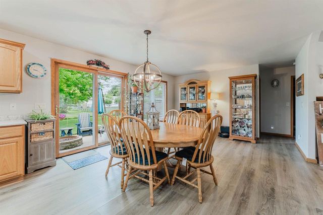 620 COURTLAND AVENUE, Oshkosh, WI 54901