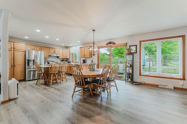 620 COURTLAND AVENUE, Oshkosh, WI 54901