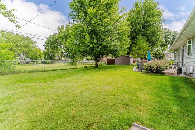 620 COURTLAND AVENUE, Oshkosh, WI 54901
