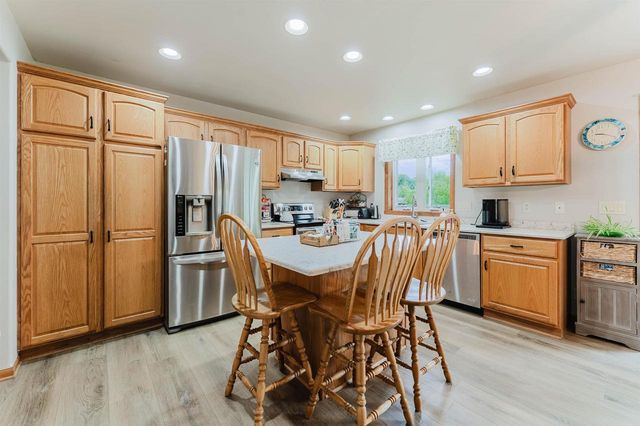 620 COURTLAND AVENUE, Oshkosh, WI 54901