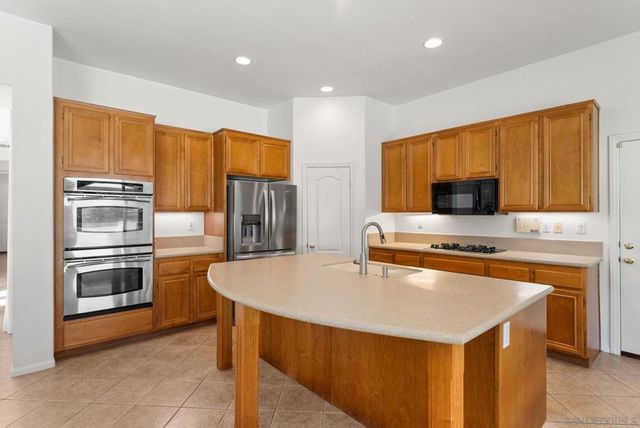 1436 S Creekside Drive, Chula Vista, CA 91915