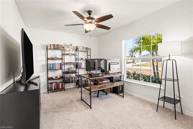 318 NW 4th ST, Cape Coral, FL 33993