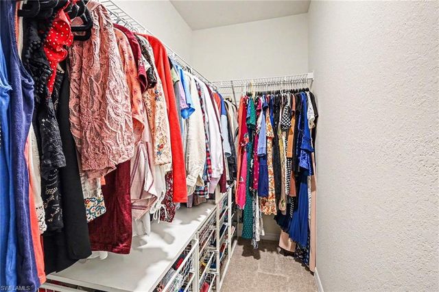 318 NW 4th ST, Cape Coral, FL 33993