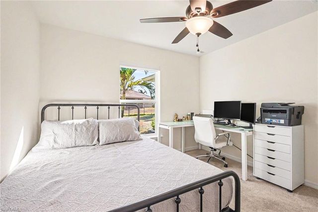 318 NW 4th ST, Cape Coral, FL 33993