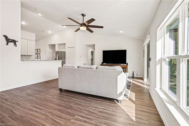 318 NW 4th ST, Cape Coral, FL 33993