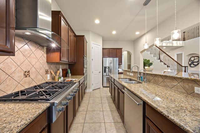 223 Lake Como DR, Austin, TX 78734