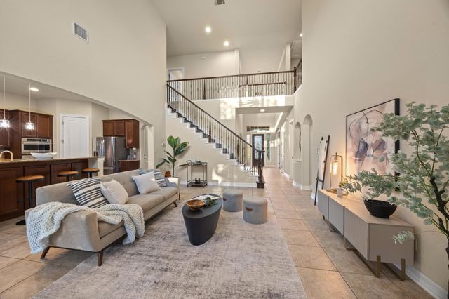 223 Lake Como DR, Austin, TX 78734