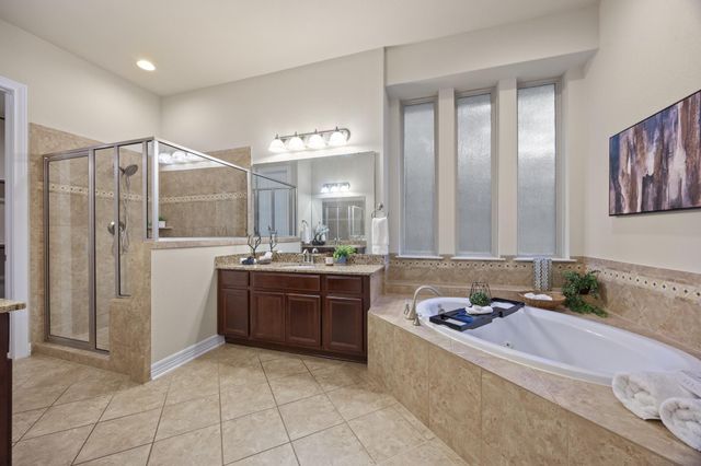 223 Lake Como DR, Austin, TX 78734