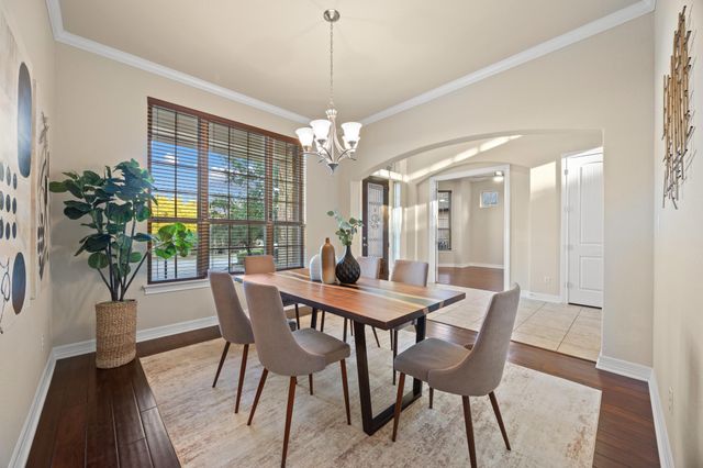 223 Lake Como DR, Austin, TX 78734