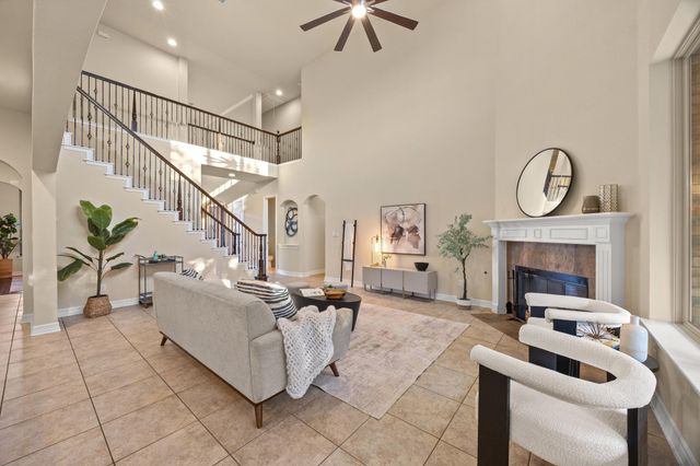 223 Lake Como DR, Austin, TX 78734