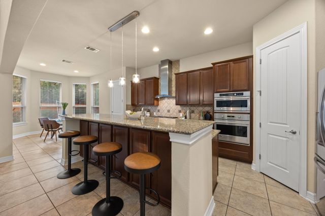 223 Lake Como DR, Austin, TX 78734