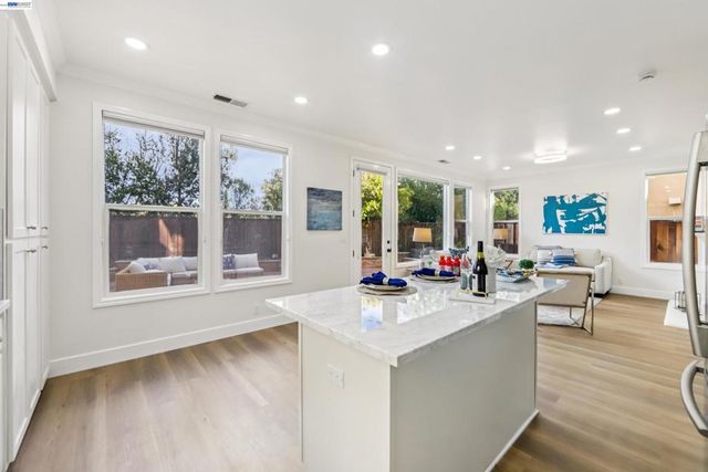428 Fuchsia Ln, San Ramon, CA 94582