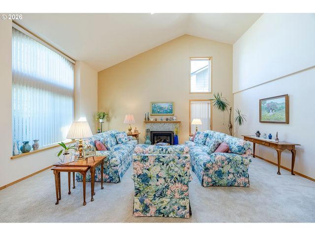 4075 BERRYWOOD Dr, Eugene, OR 97404