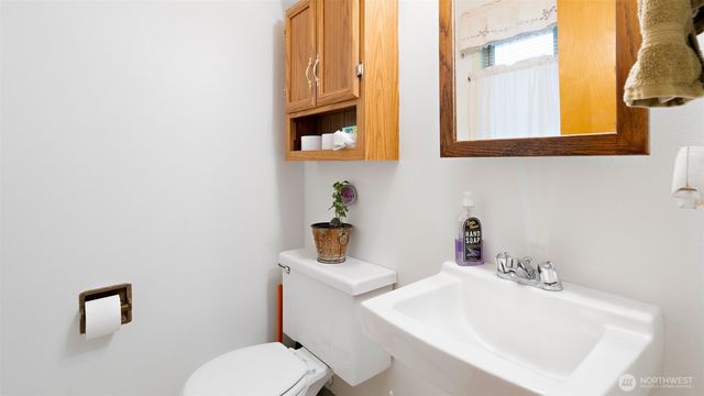 1627 Monroe Street, Shelton, WA 98584