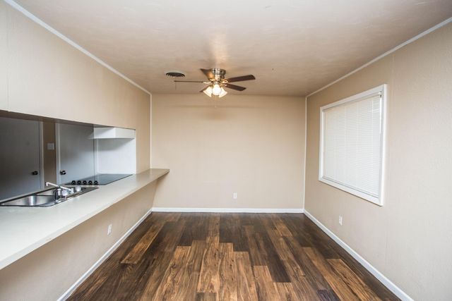 2815 43rd Street, 11, Lubbock, TX 79413