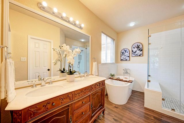 133 Ridgewood CV, Georgetown, TX 78633