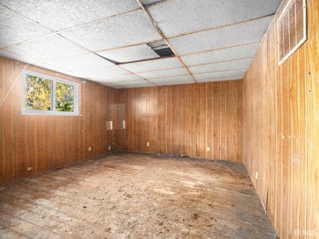 402 W Pleasant Street, Churubusco, IN 46723