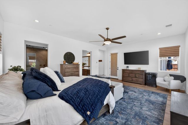 1715 N Renn Avenue, Clovis, CA 93619