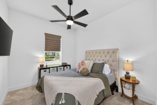 1715 N Renn Avenue, Clovis, CA 93619