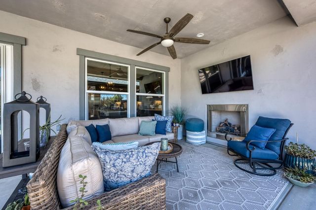 1715 N Renn Avenue, Clovis, CA 93619