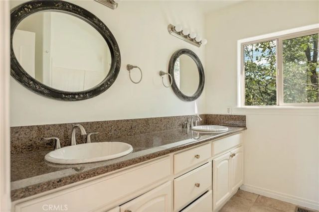32792 Deer Lick Drive, Running Springs, CA 92382