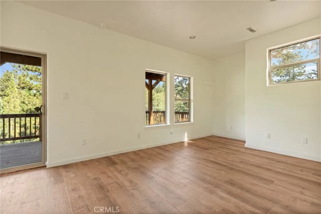 32792 Deer Lick Drive, Running Springs, CA 92382