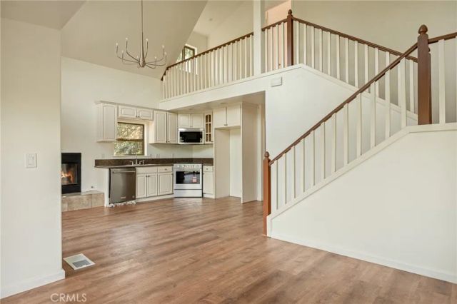 32792 Deer Lick Drive, Running Springs, CA 92382