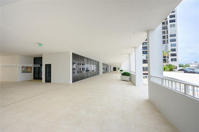 2201 S Ocean Dr 2202, Hollywood, FL 33019