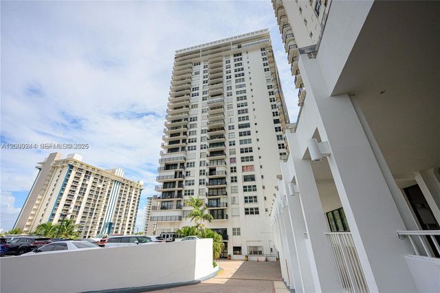 2201 S Ocean Dr 2202, Hollywood, FL 33019