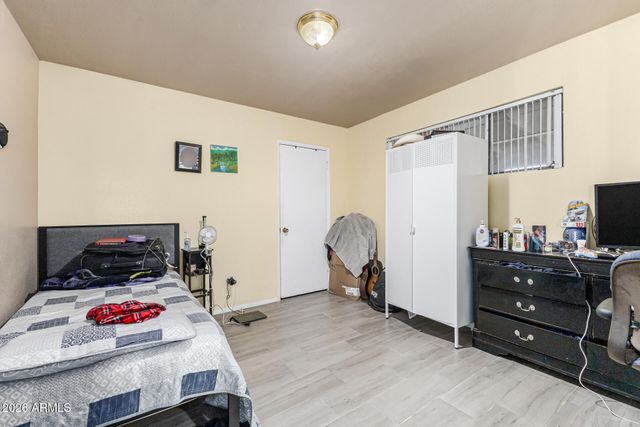 1147 W PEORIA Avenue, Phoenix, AZ 85029