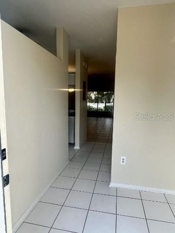 2348 LAKE WOODBERRY CIRCLE, Brandon, FL 33510